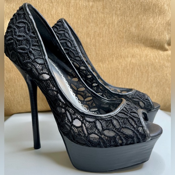 Original BEBE sky high lace stiletto’s - Picture 8 of 9